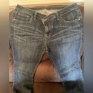 Simply Vera Wang bell bottom jeans